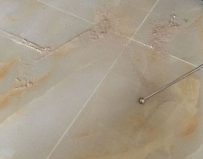 建宁瓷砖空鼓维修公司分享粘合剂选择不当在瓷砖铺贴过程中可能导致以下问题